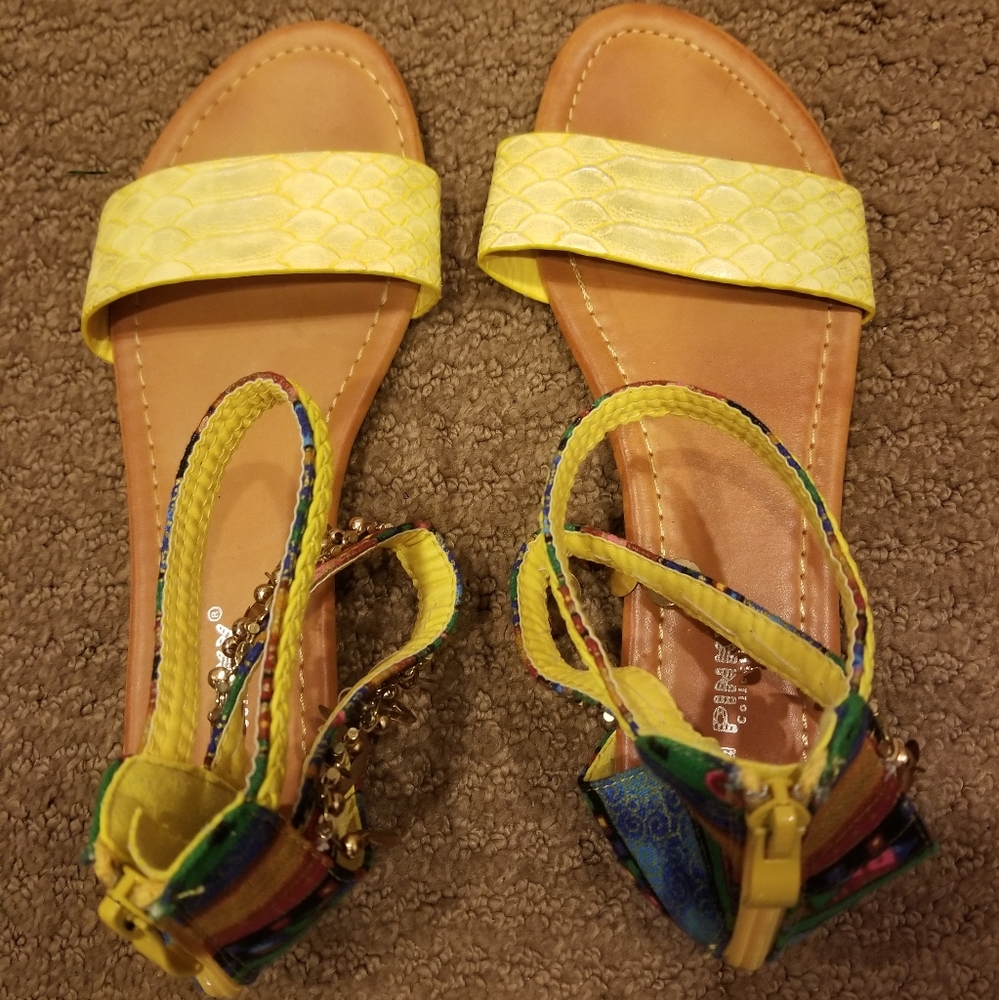 Cute Summer Sandals size 8